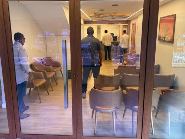 Polícia Civil investiga plano de saúde e clínicas por irregularidades em atendimento a crianças com autismo